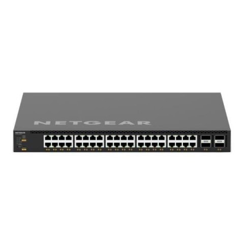 Switch zarządzalny Netgear XSM4344C-100NES 40x10GbE 4xQSFP28 PoE 1676W Switch zarządzalny Netgear XSM4344C-100NES 40x10GbE 4xQSFP28 PoE 1676W