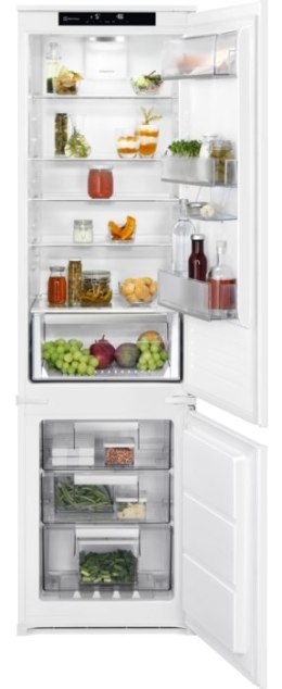 Lodówka ELECTROLUX Seria 800 A++ 925 561 035