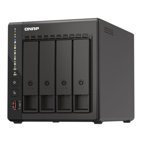Serwer do monitoringu QNAP QVP-41C Serwer do monitoringu QNAP QVP-41C